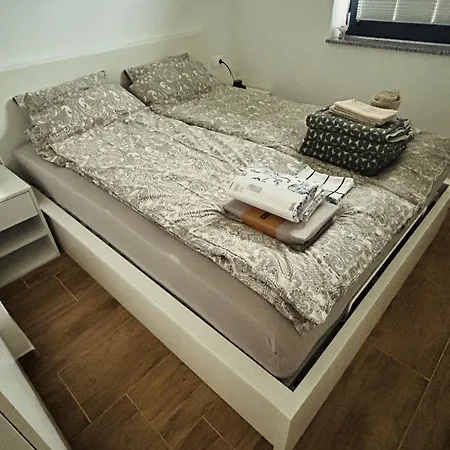 Second Banovci Apartman Veržej